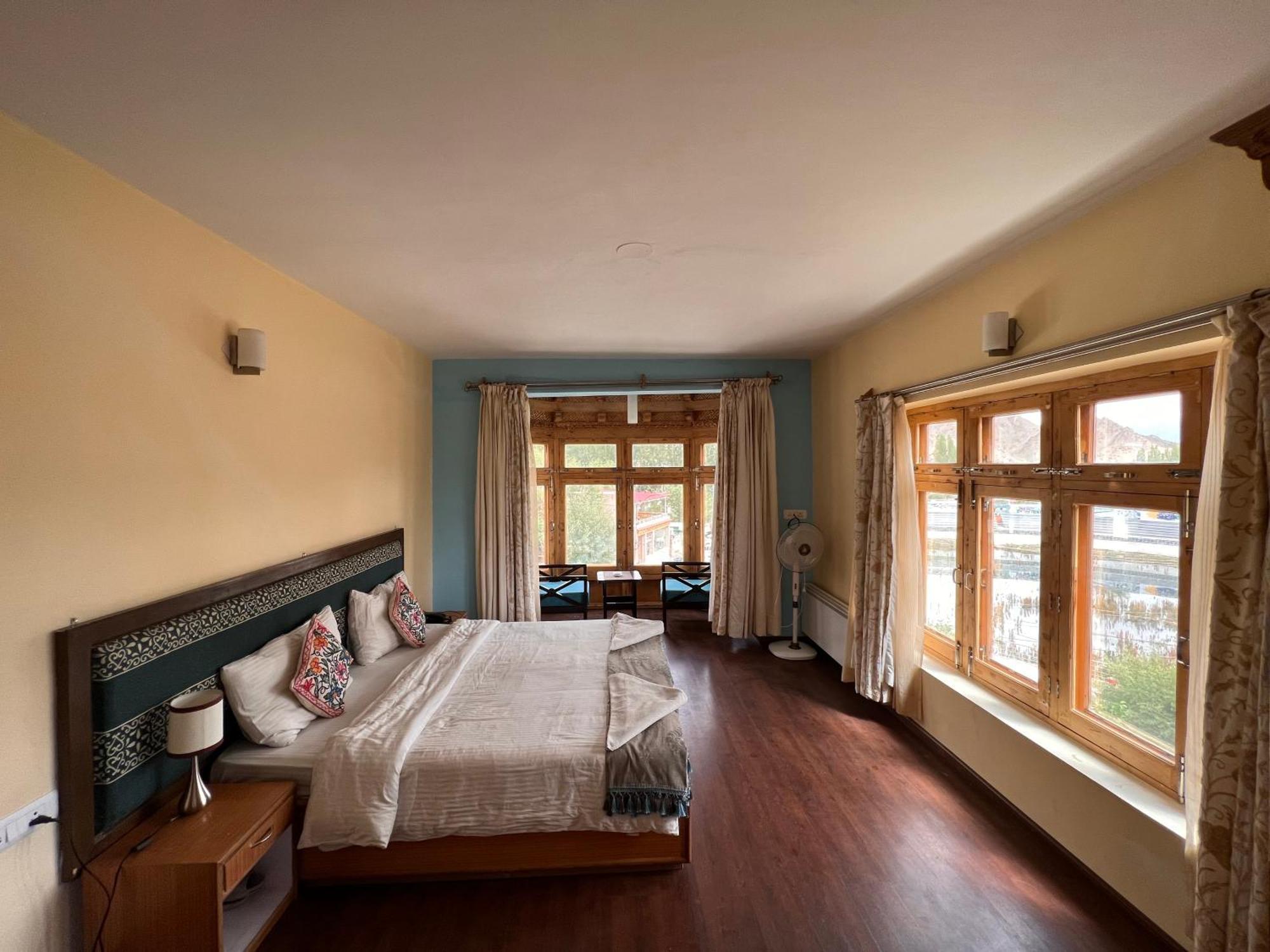 Hotel New Glacier View Leh Ngoại thất bức ảnh